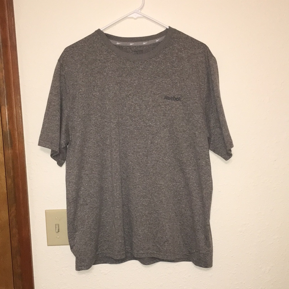 Reebok t-shirt